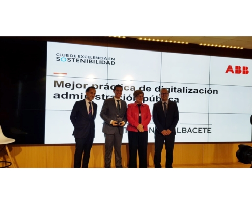 Cabañero recoge en Madrid el Premio a la Mejor Práctica de Digitalización en la Administración Pública en España concedido a la plataforma S ...