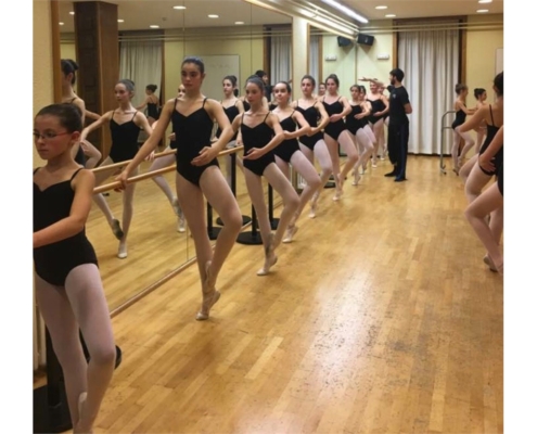 El Día de la Danza llevará a la Plaza del Altozano a medio centenar de bailarines y bailarinas del Conservatorio Profesional de Música y Danza