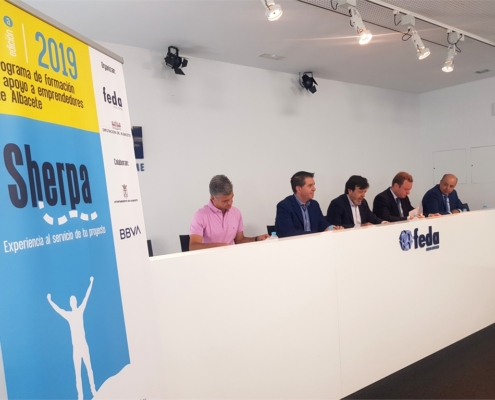 Caba&ntilde;ero reitera la apuesta de Diputaci&oacute;n por el programa Sherpa de FEDA que ha resumido en los conceptos ilusi&oacute;n, trabajo, aprendizaje y res ...