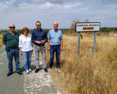 La Diputación acometerá labores de limpieza en la AB-2004 entre El Villar y La Pared