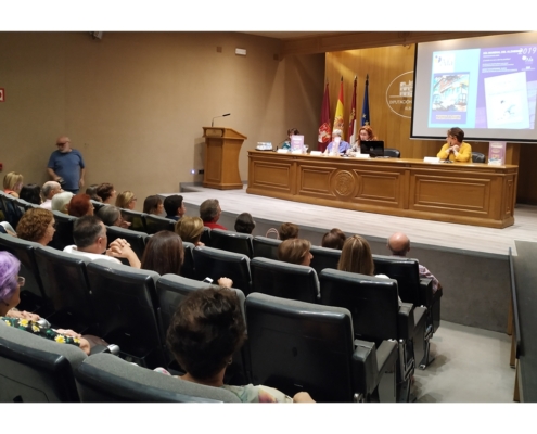 ¿Cuándo me van a dar las pastillas? el libro solidario cuyo coste se destinará a beneficio de AFA ve la luz en el salón de actos de la Diputación