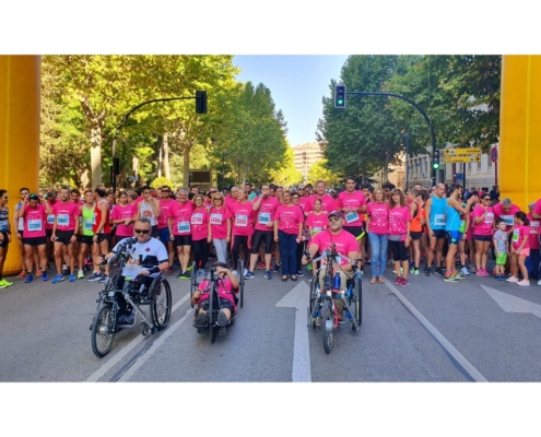 La Diputación de Albacete corre por la Salud de la Mujer en la XI Carrera de AMAC