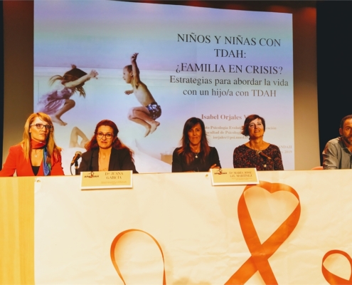 Juani Garc&iacute;a hace visible el apoyo de la Diputaci&oacute;n a APANDAH en el marco de sus X Jornadas sobre Trastorno por D&eacute;ficit de Atenci&oacute;n e Hiperact ...