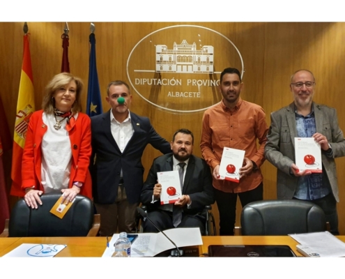 El caso del Doctor Cepi inunda de recuerdos al Capit&aacute;n Optimista un abarrotado Sal&oacute;n de Actos de la Diputaci&oacute;n